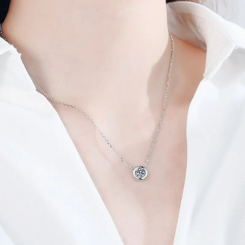 Collar KNOBSPIN de moissanita color D para mujer, joyería para fiesta de cumpleaños con baño de plata esterlina GRA 925 y oro blanco de 18 quilates.