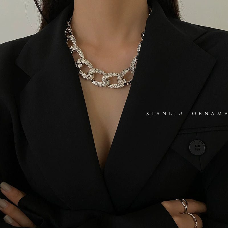 Exaggerated Women's Fancy Exquisite Cuban Decorative Thick Chain