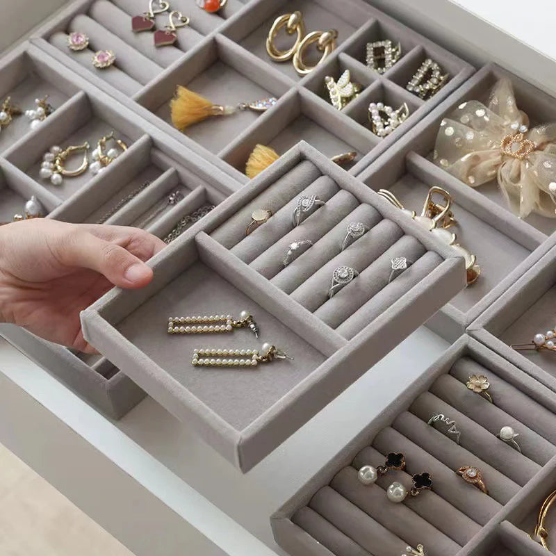 Caja de almacenamiento de joyas de franela gris, cajón para el hogar, bandeja para pendientes, collares, anillos, cuerda para la cabeza, clip para las orejas, bandeja de almacenamiento, nueva