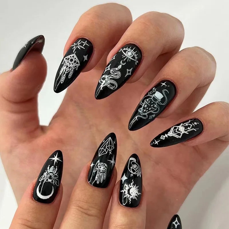 24 uñas postizas con degradado de rayas verde claro, sin costuras, extraíbles, cobertura total, largas, con diseños a presión.