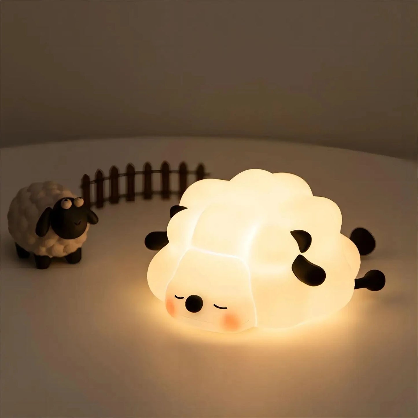 Cute Animal-shape Silicone Night Light Rechargeable Bedside Patting Nightlights For Child Holiday Gift Bedroom Decor Lighting