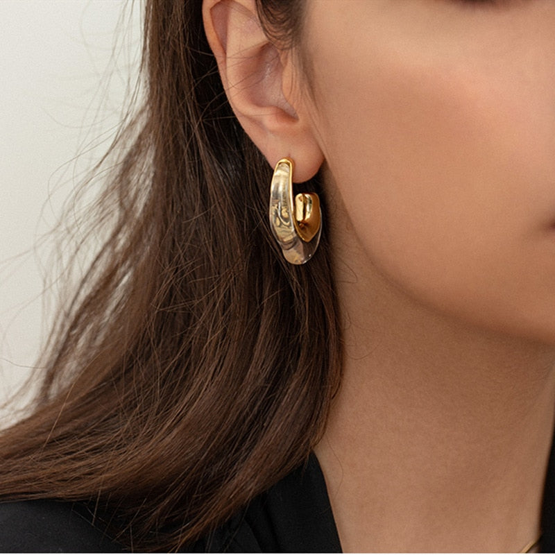 Compra rápida: nuevos pendientes de aro de resina transparente a la moda para mujeres y niñas, pendientes geométricos irregulares de metal acrílico, joyería de fiesta.