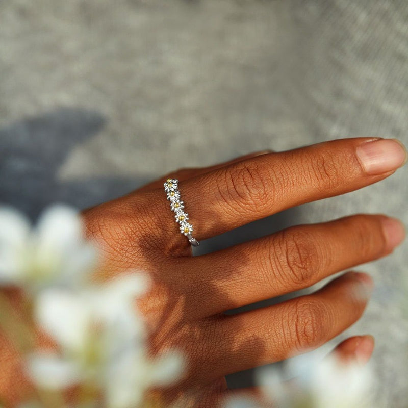 Vintage Daisy Flower Rings For Women Korean Style Adjustable Opening Finger Ring Bride Wedding Engagement Statement Jewelry Gif