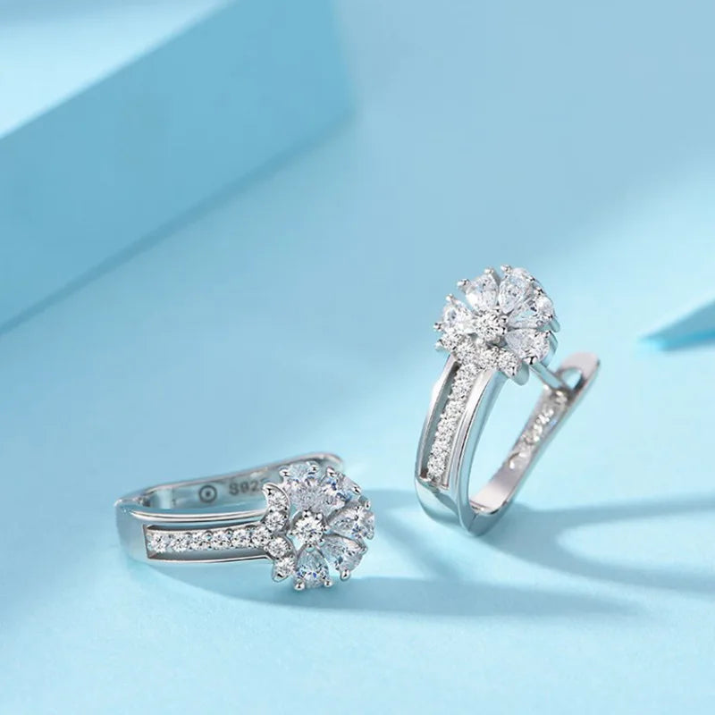 Joyería fina Pendientes de plata de ley 925 con incrustaciones de circonitas y flores de cristal. Joyas con dijes para mujer. Regalo de compromiso.