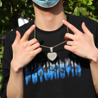 Medallón de fotos personalizado con forma de corazón de gran tamaño de THE BLING KING, colgante con marco, joyería de recuerdo de tenis para pareja, regalo de San Valentín