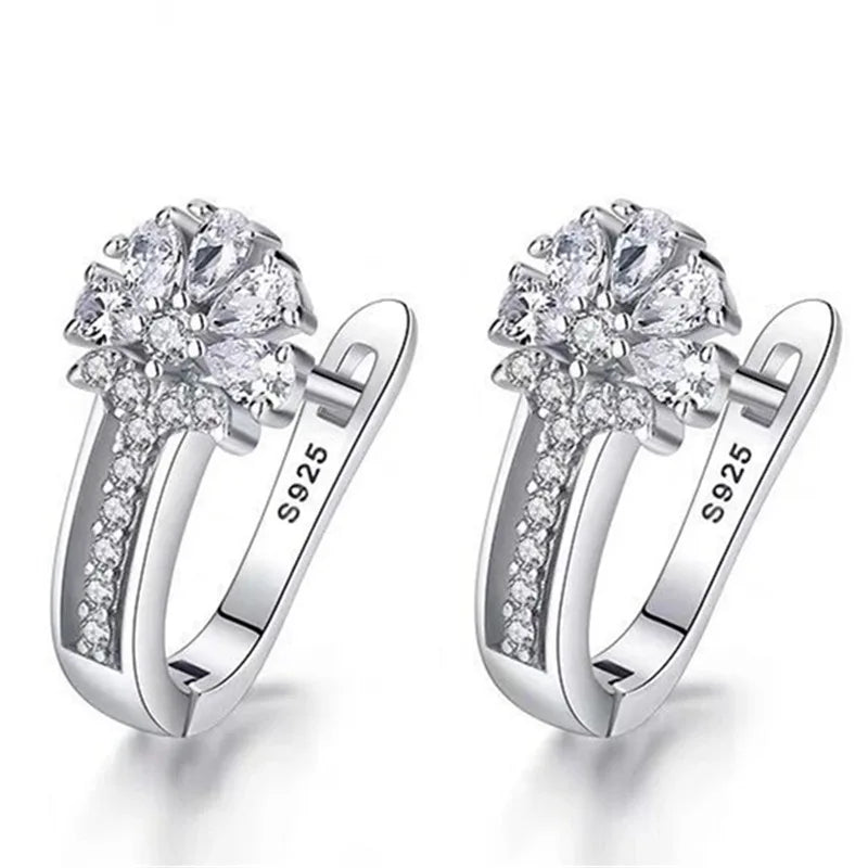 Joyería fina Pendientes de plata de ley 925 con incrustaciones de circonitas y flores de cristal. Joyas con dijes para mujer. Regalo de compromiso.