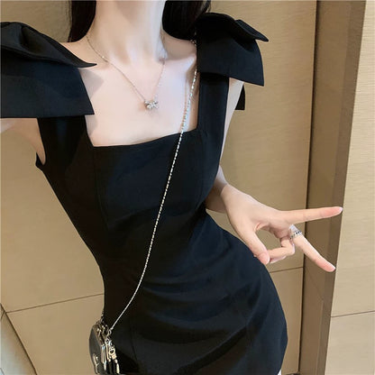 Vestido elegante sin mangas con cuello cuadrado y efecto entallado para mujer