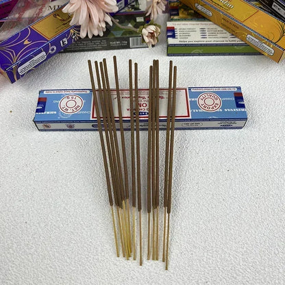 5 CAJAS NAG Champa Incienso Satya Colección de Inciensos Satya Varillas Hechas a Mano con Sabores Aromas Medicinales Refrescantes Fragancias para el Hogar