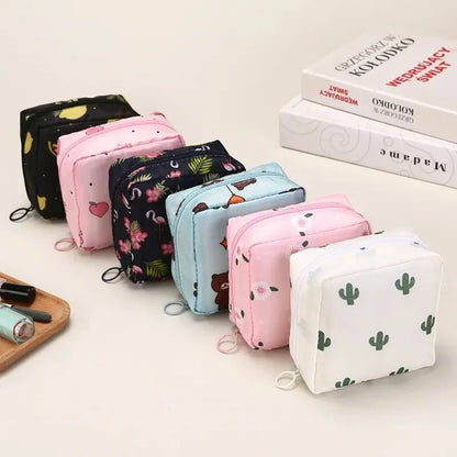 Bolsa de almacenamiento para compresas y tampones para mujer, organizador portátil impermeable con estampado de dibujos animados