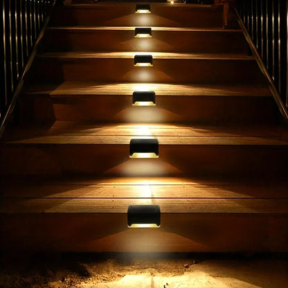 Paquete de 4 lámparas LED solares para escaleras, impermeables, para pasillos, patios, barandillas, luces nocturnas para exteriores, jardines, bordes y terrazas.