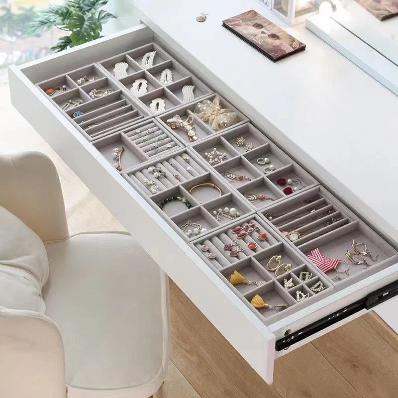 Caja de almacenamiento de joyas de franela gris, cajón para el hogar, bandeja para pendientes, collares, anillos, cuerda para la cabeza, clip para las orejas, bandeja de almacenamiento, nueva