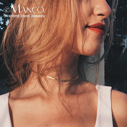 Collar de acero inoxidable dorado estético eManco, gargantilla de cadena de serpiente para mujer, collares para mujer, joyería al por mayor. 