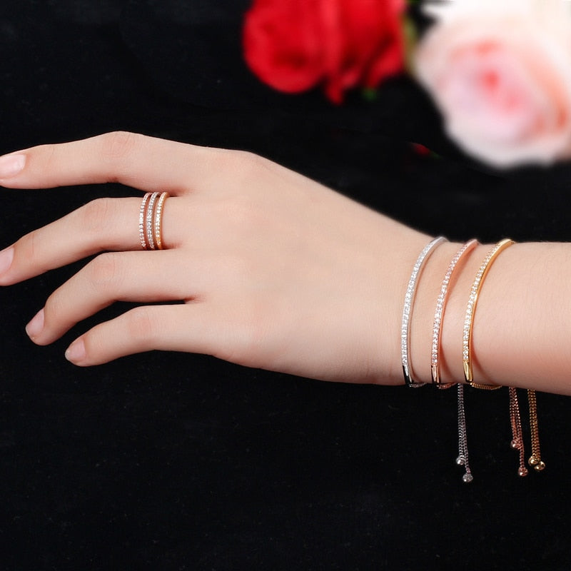 Pulsera ajustable CWWZircons para mujer, con barra deslizante, circonita brillante en color oro rosa, CB089 